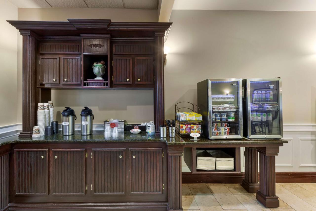 Western Hotel 4*