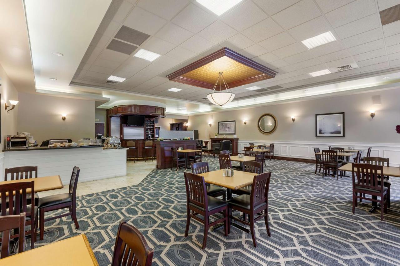 Western Hotel 4*